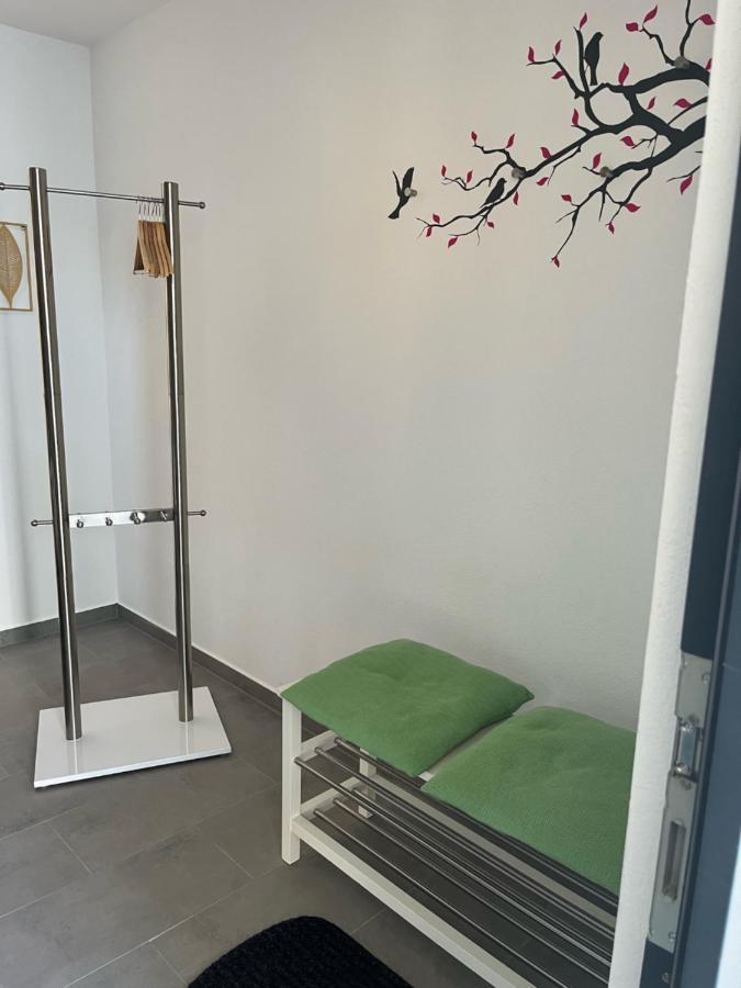 Weingut Grafenhof Apartment Heuchelheim-Klingen ภายนอก รูปภาพ