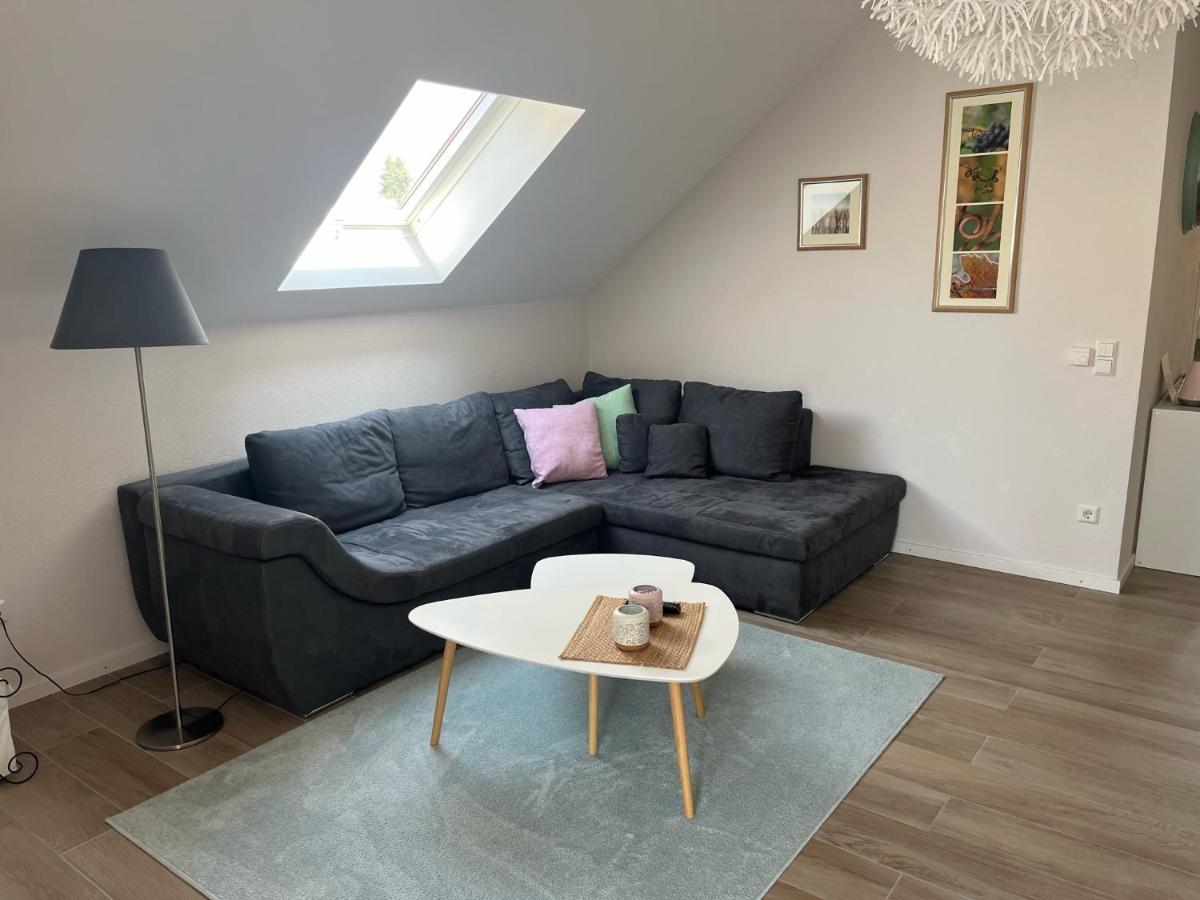 Weingut Grafenhof Apartment Heuchelheim-Klingen ภายนอก รูปภาพ