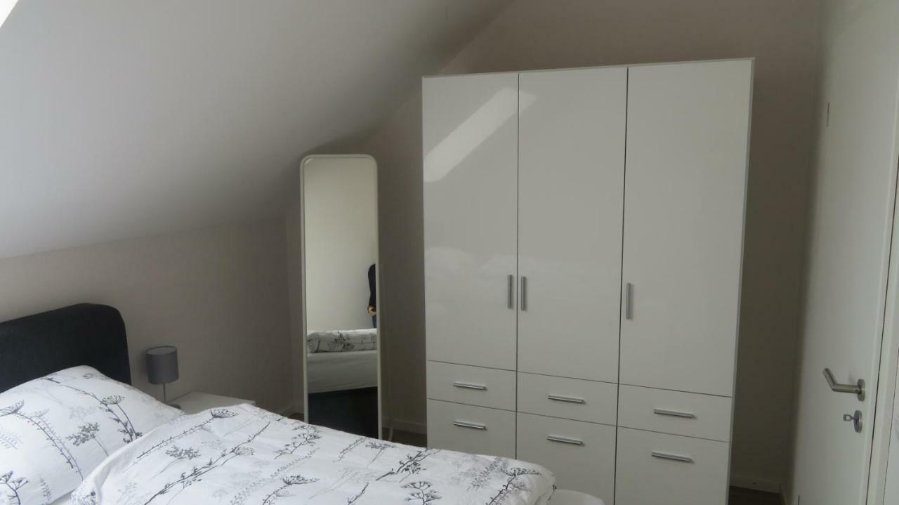 Weingut Grafenhof Apartment Heuchelheim-Klingen ภายนอก รูปภาพ
